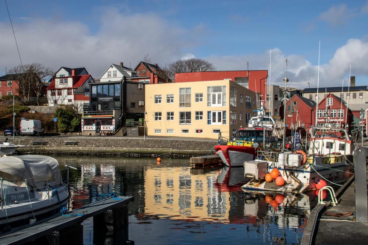 Guesthouse At The Boat Harbour Tórshavn Dış mekan fotoğraf