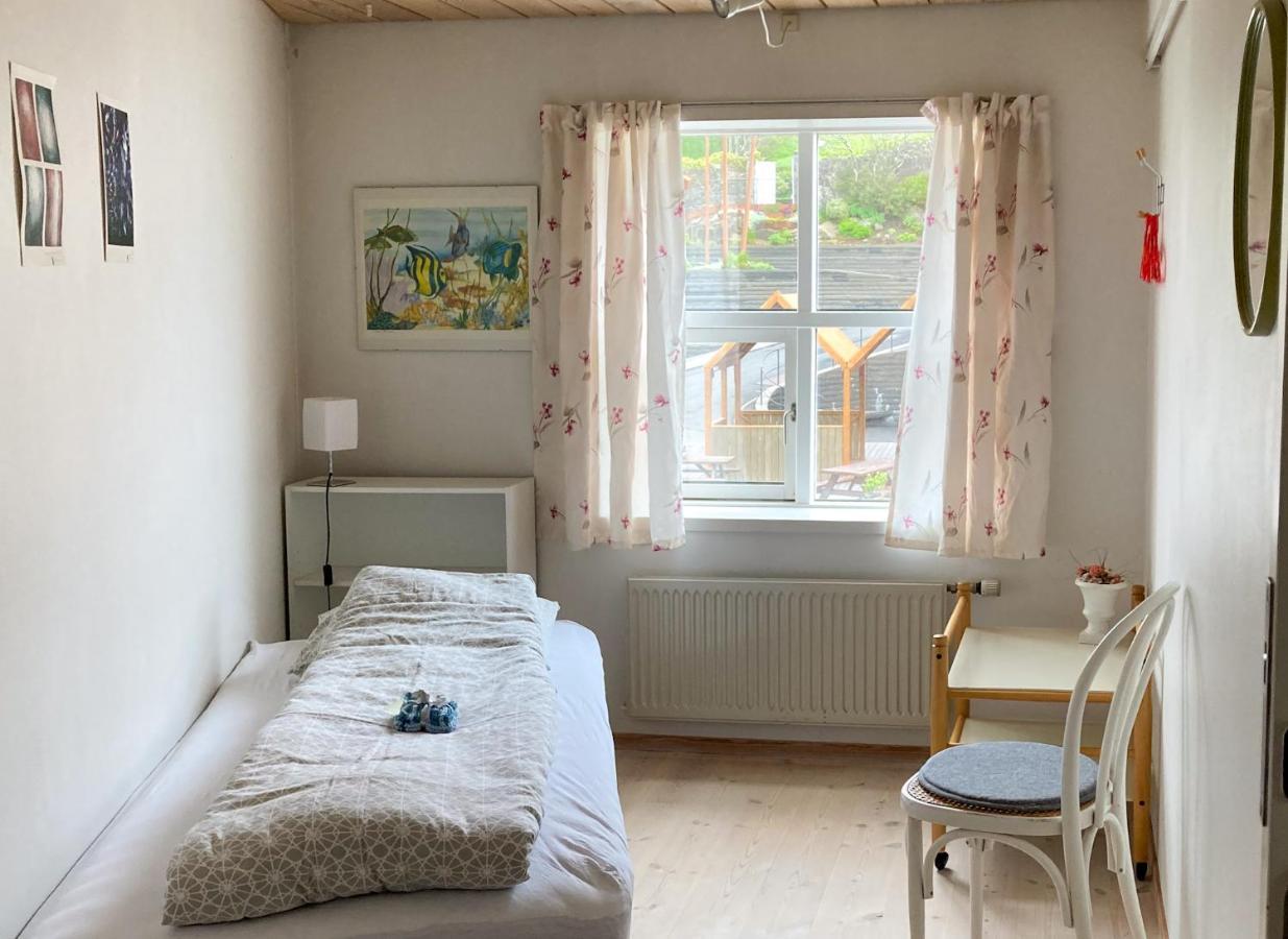Guesthouse At The Boat Harbour Tórshavn Dış mekan fotoğraf