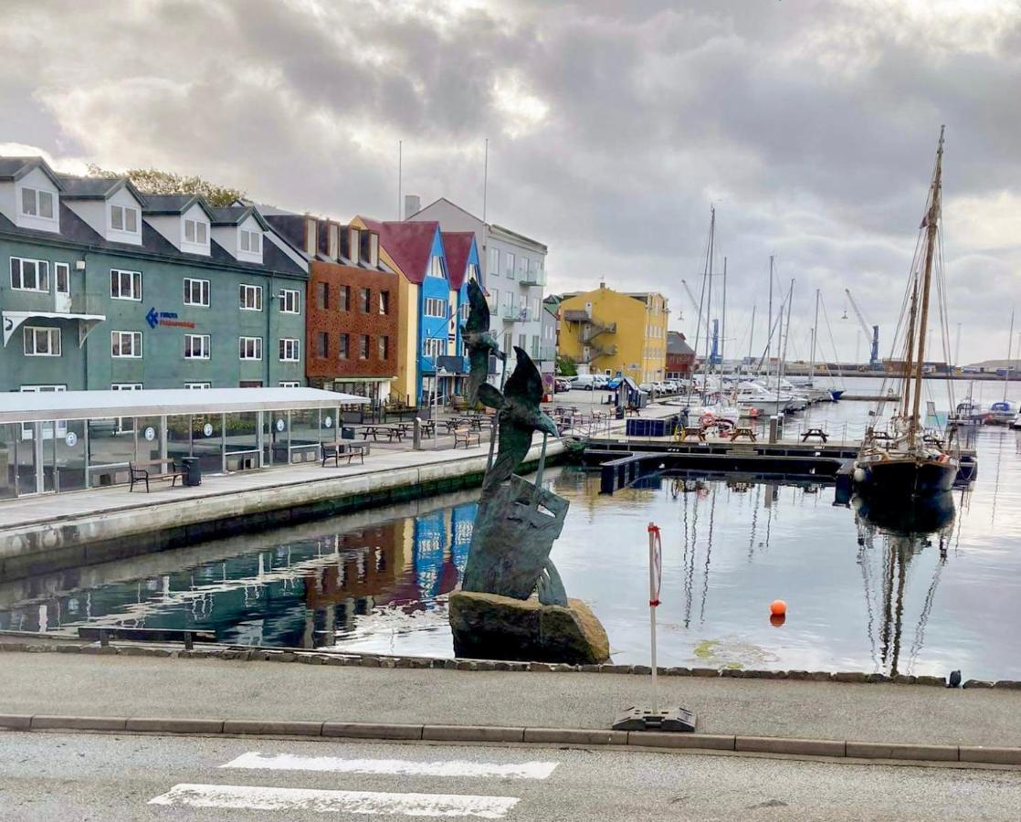 Guesthouse At The Boat Harbour Tórshavn Dış mekan fotoğraf